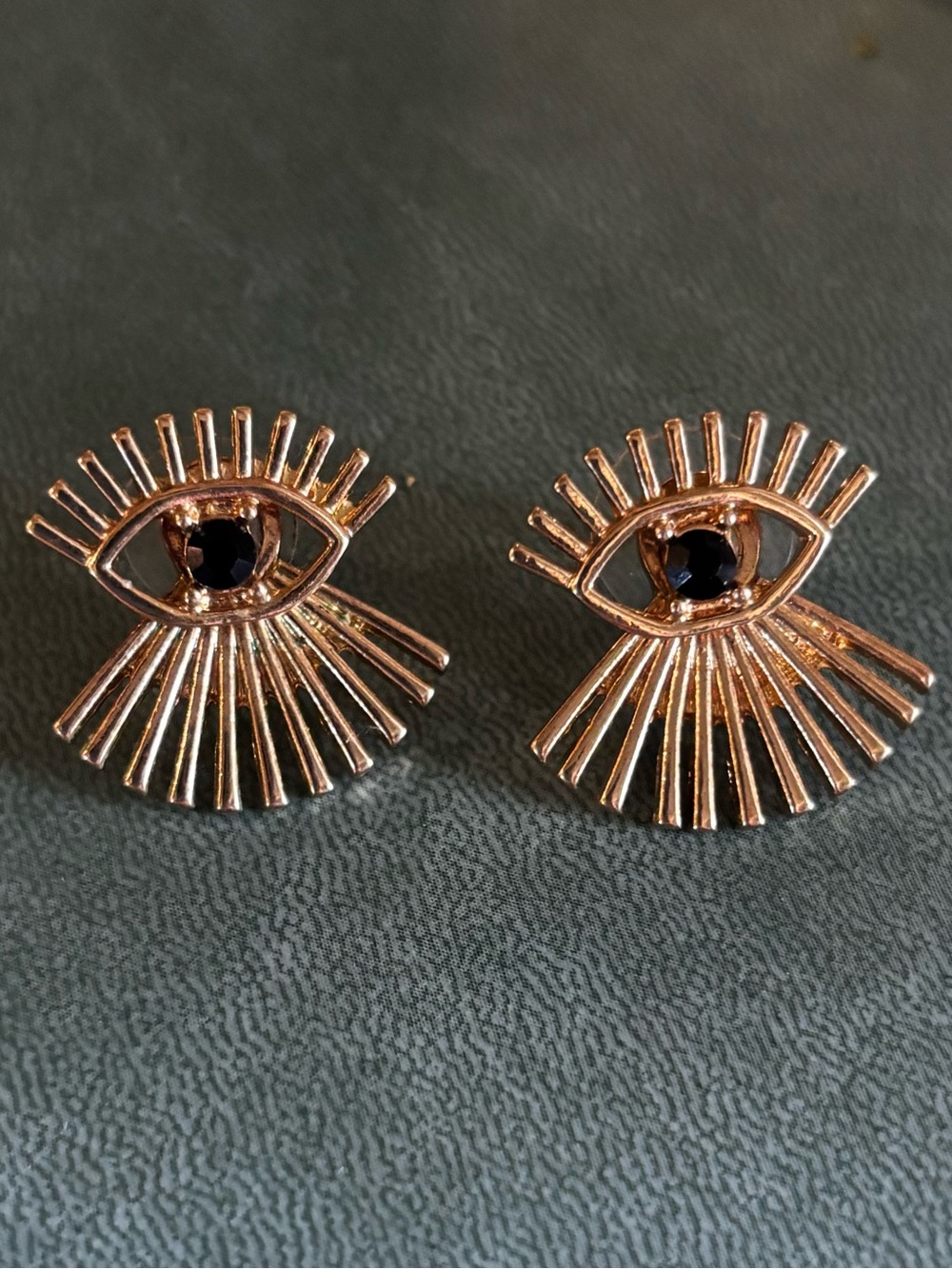 Free People 🌙 Paparazzi Don’t Blink Evil Eye Jacket Earrings
